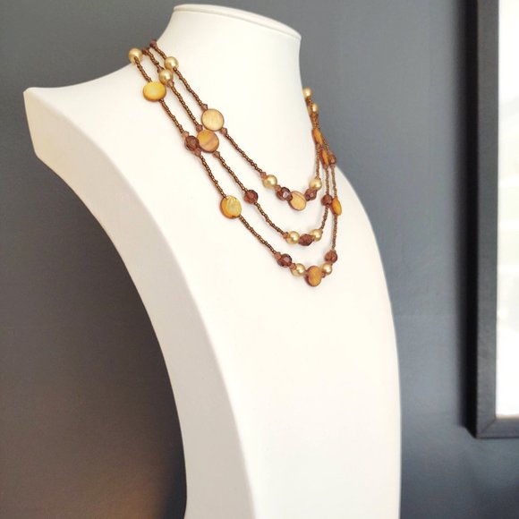 Seed bead, shell, bead and faux pearl necklace - Picture 3 of 14